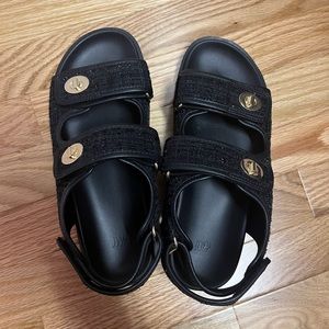 Black Tweed Dad Sandal